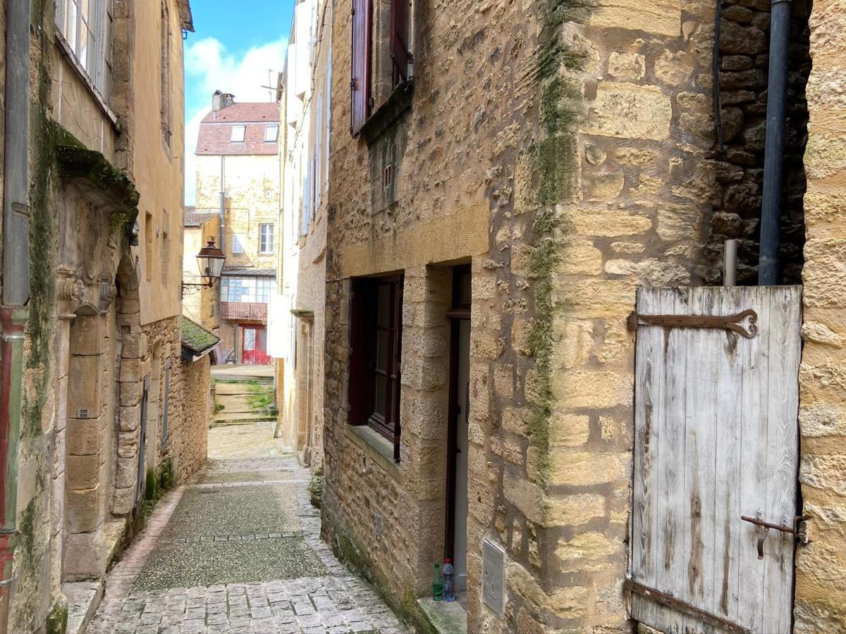 Le Repaire - Lescapade-Medievale Sarlat Exterior photo
